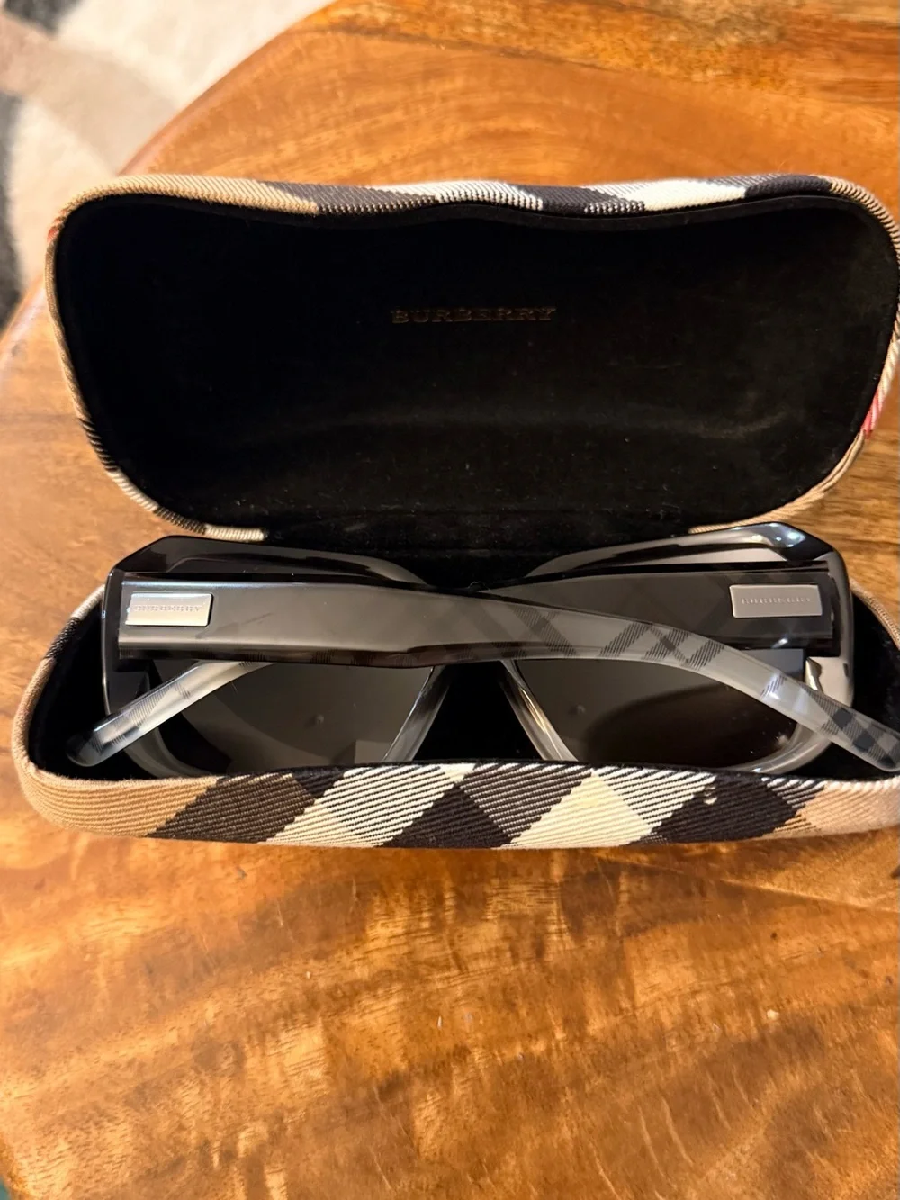 Burberry BE4083 Oversized Grey Gradient Sunglasses Women  Size 59 14 140 W Case